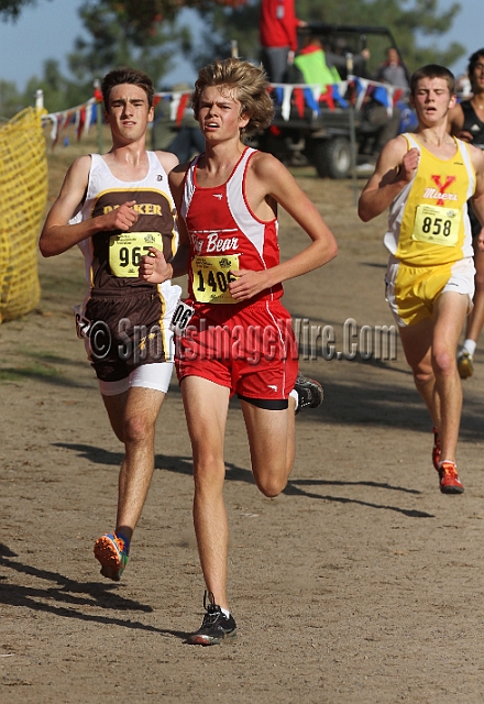 2011CIFXC-D4B-070.JPG - 2011 California CIF Cross Country Championships, Woodward Park, Fresno, California, November 27.
