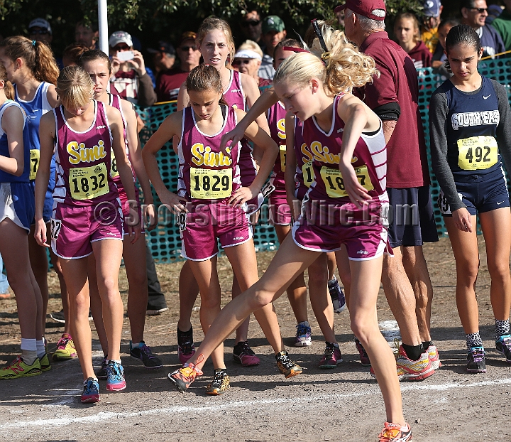 12CIFXCGD1-018.JPG - 2012 California CIF Cross Country Championships, Woodward Park, Fresno, California, November 24.
