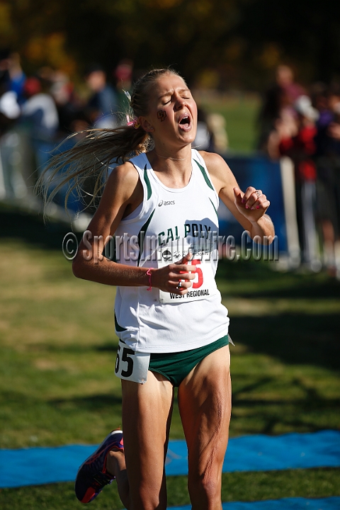 2013-NCAAXCWestSU-146.JPG - Nov 15, 2013; Sacramento, CA, USA; The NCAA D1 West Cross Country Regional at the Haggin Oaks Golf Course.