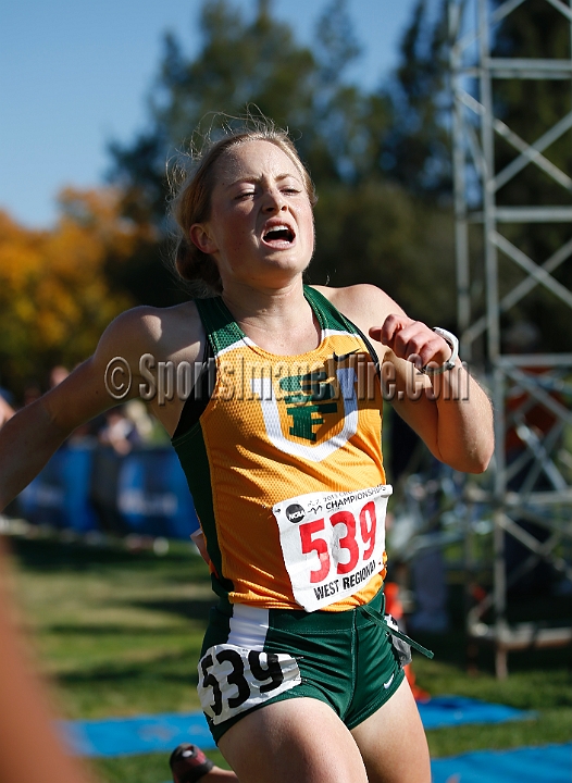 2013-NCAAXCWestSU-158.JPG - Nov 15, 2013; Sacramento, CA, USA; The NCAA D1 West Cross Country Regional at the Haggin Oaks Golf Course.