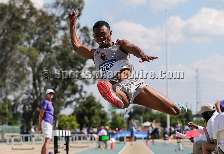 2019NCAAWestThurs-38.JPG - 2019 NCAA D1 West T&F Preliminaries, May 23-25, 2019, held at Cal State University in Sacramento, CA.